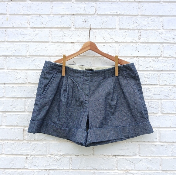 Theory Cuffed Dark Denim Shorts Pleated - Picture 1 of 7
